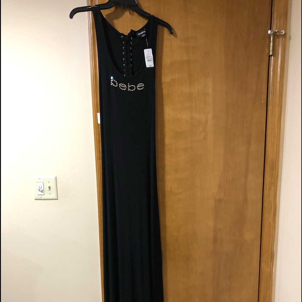 Dress It has a open back as well
